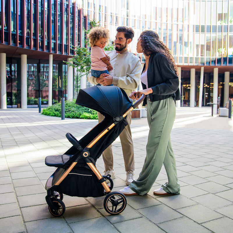 Lionelo Ingrid Beige Sand — silla de paseo