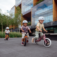 Lionelo Bart Blue Violet — bicicleta de equilibrio