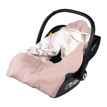 Lionelo Travel Swaddle Blanket Beige Magnolia — Manta envolvente para la silla de coche